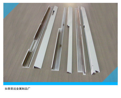 泰州地區(qū)應鈑金沖壓件品種齊全，歡迎選購——如皋市榮遠金屬制品廠